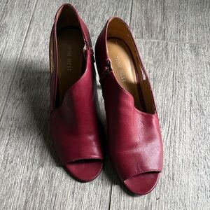Nine West Burgundy Open-Toe Leather Heels